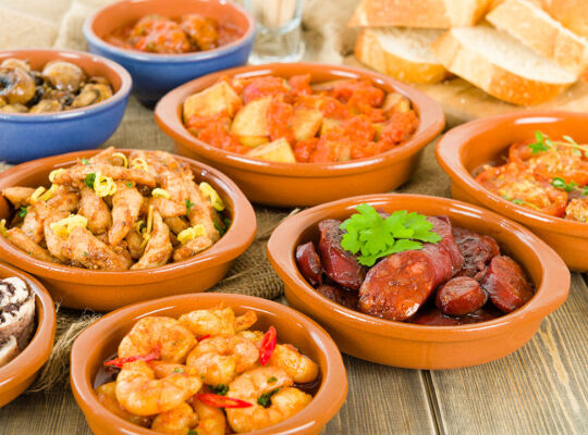 Beeld Tapas Het kookstation